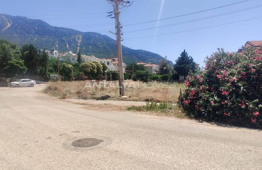 Fethiye Ölüdeniz'de Kısmi Deniz Manzaralı İmarlı Arsa 7