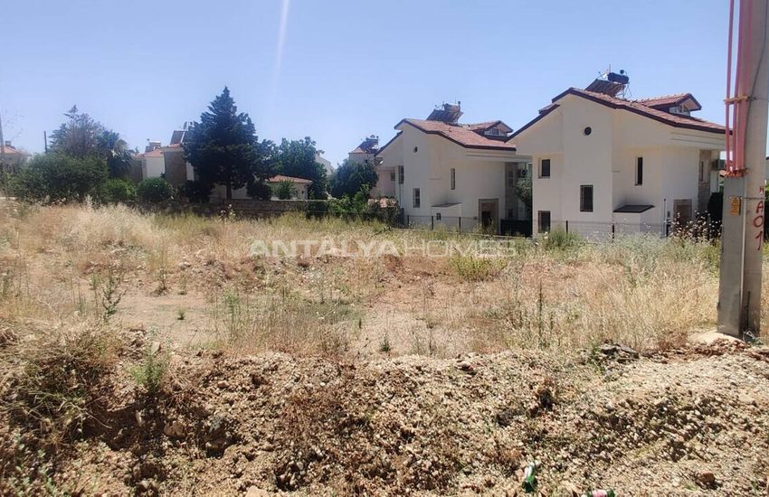 Fethiye Ölüdeniz'de Kısmi Deniz Manzaralı İmarlı Arsa 9