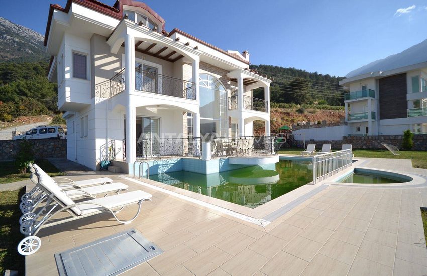 Maison Sur Un Terrain De 1500 M² À Fethiye Ölüdeniz 8