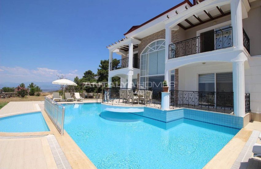 Maison Sur Un Terrain De 1500 M² À Fethiye Ölüdeniz 7