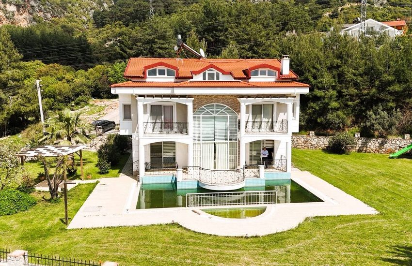 Maison Sur Un Terrain De 1500 M² À Fethiye Ölüdeniz 16