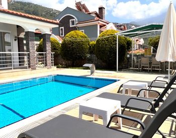 Gemeubileerde Villa Met 3 Slaapkamers En Zwembad Nabij Zee In Fethiye 3