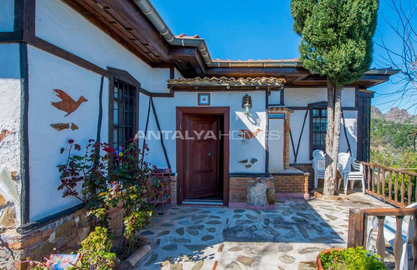 مزرعة مع بيت مفروش رائعة مطلة على الطبيعة في أنطاليا 5
