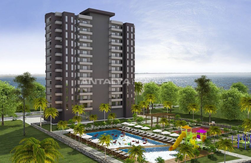 Mersin'de Plaja Yakın Havuzlu Otoparklı Sitede Sıfır Daireler 1
