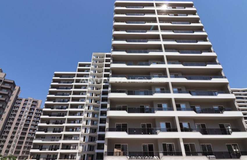 Brand New Properties with Pool and Garden in Mersin Erdemli 1