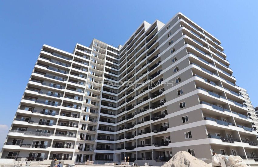 Brand New Properties with Pool and Garden in Mersin Erdemli 3