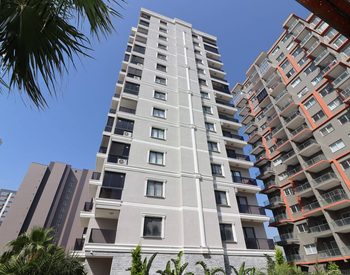 Middle Floor Apartments for Sale Near the Sea in Mersin 2