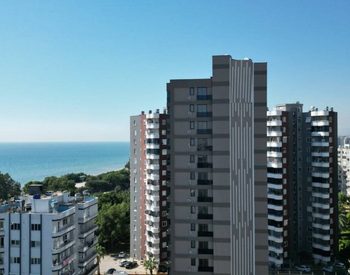Квартиры на средних этажах с видом на море в Мезитли, Мерсин 3