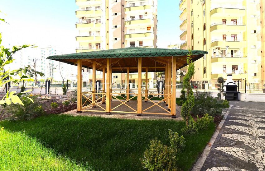 Mersin Mezitli'de Denize Yürüme Mesafesinde Satılık Daireler 3