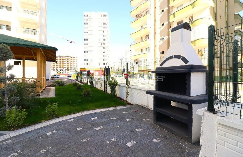 Mersin Mezitli'de Denize Yürüme Mesafesinde Satılık Daireler 4