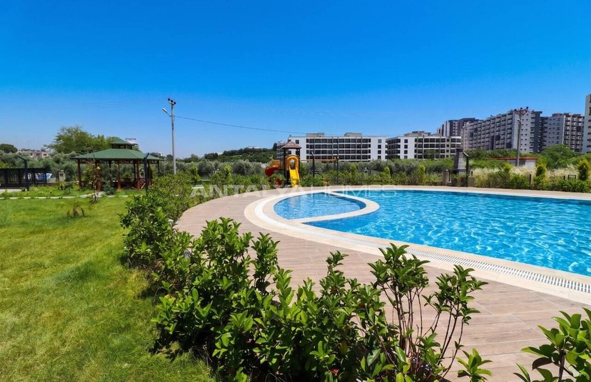 Apartments Within Walking Distance of the Beach in Mersin Tomuk 10