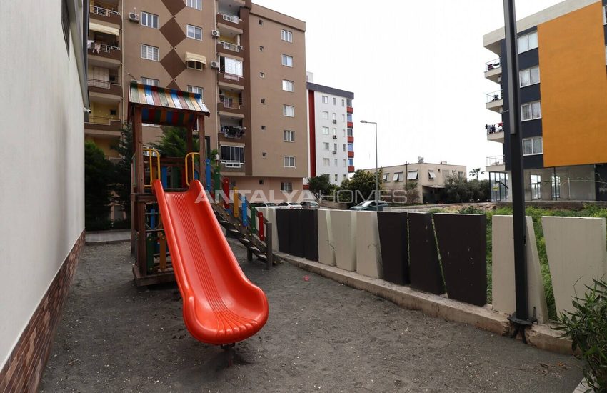 Well Located Apartments with City and Partial Sea Views in Erdemli 4