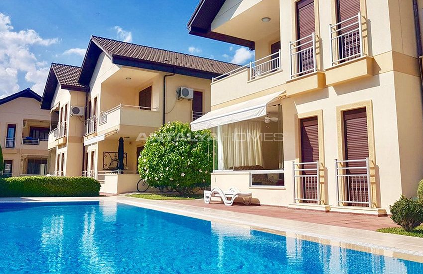 Semi-detached Houses in Kemer Center with Mountain View 2