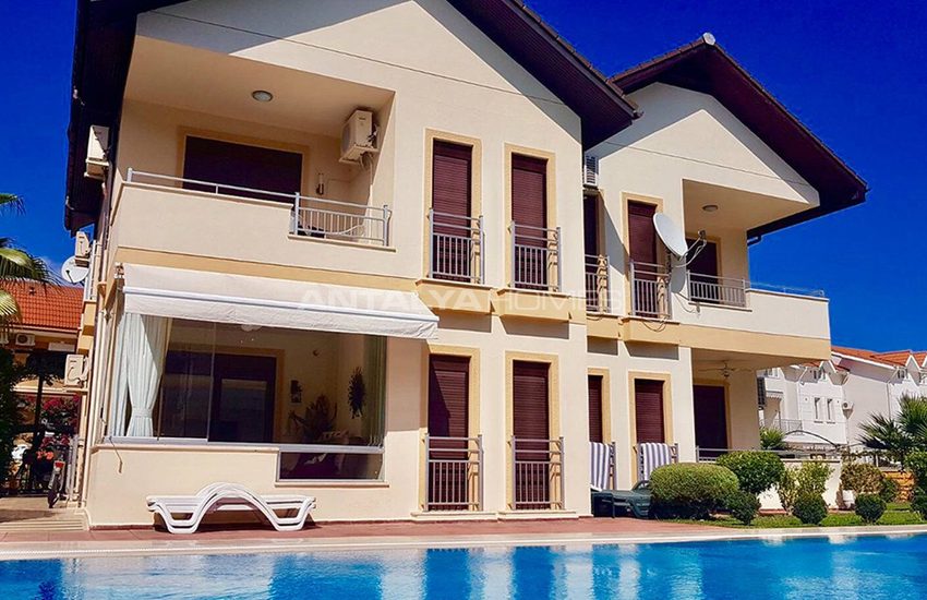 Semi-detached Houses in Kemer Center with Mountain View 4