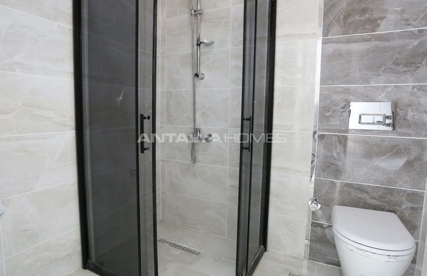 املاک و مستغلات مناسب سرمایه گذاری در 100 متری خیابان توریسم 20