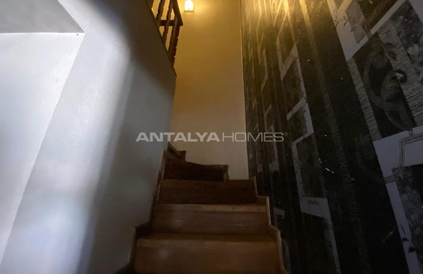 Affordably Priced Apartment in a Complex in Antalya 5
