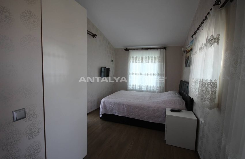 Triplex Hem Med En Privat Trädgård Och En Pool I Belek 22