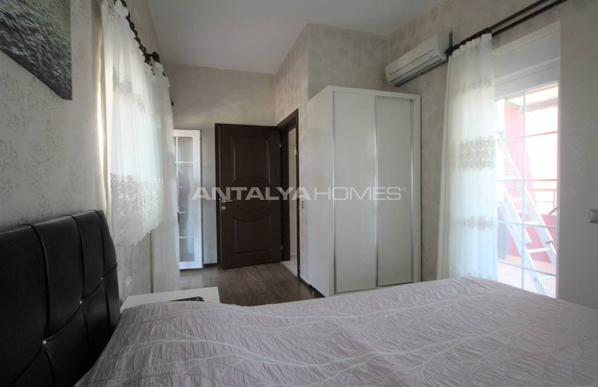Triplex Hem Med En Privat Trädgård Och En Pool I Belek 23