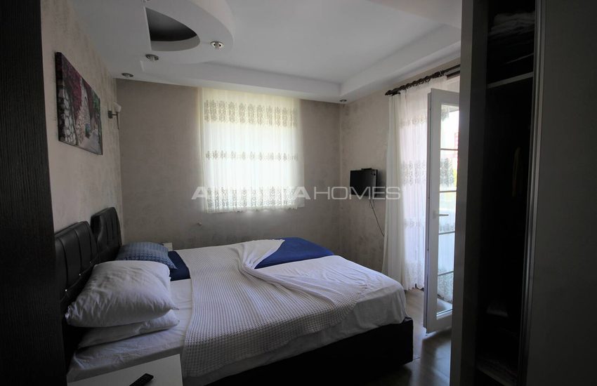 Triplex Hem Med En Privat Trädgård Och En Pool I Belek 20