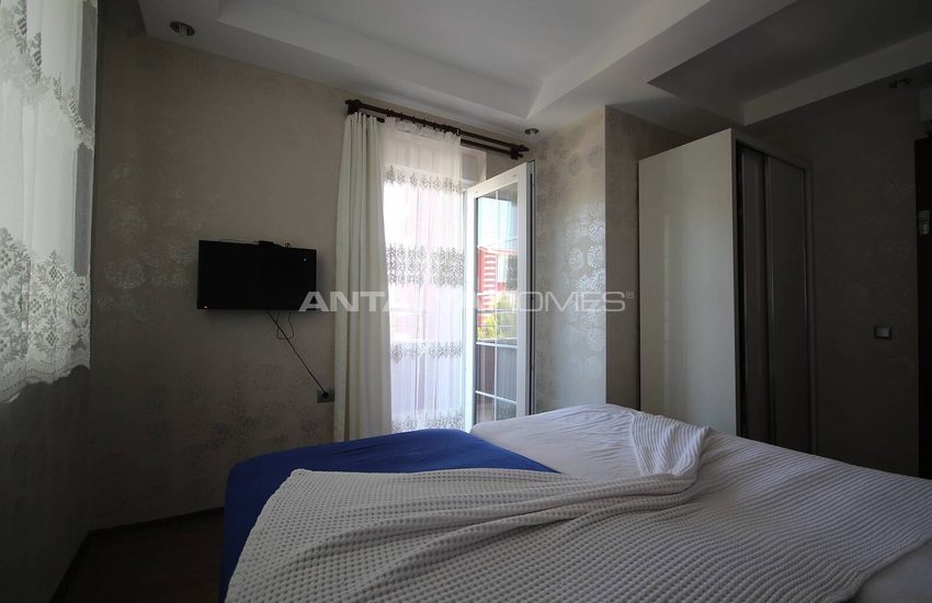 Triplex Hem Med En Privat Trädgård Och En Pool I Belek 19