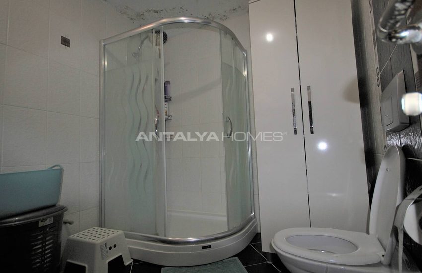 Triplex Hem Med En Privat Trädgård Och En Pool I Belek 31