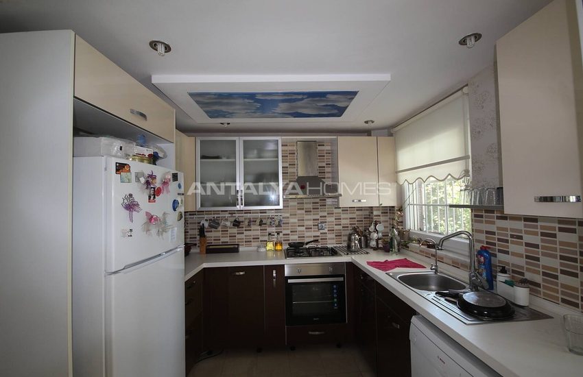 Triplex Hem Med En Privat Trädgård Och En Pool I Belek 29