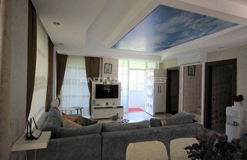 Triplex Hem Med En Privat Trädgård Och En Pool I Belek 18