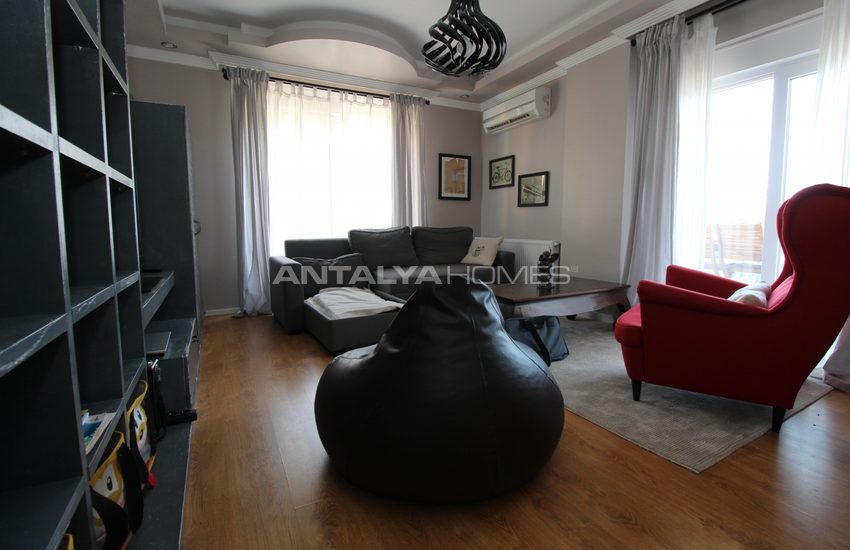 Furnished Apartment in a Complex with Pool in Konyaaltı 34