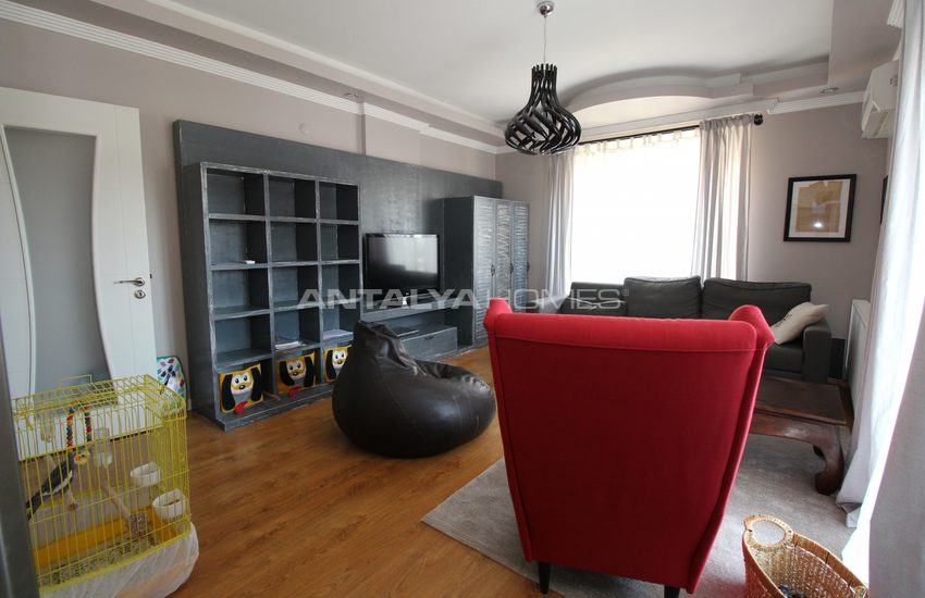 Furnished Apartment in a Complex with Pool in Konyaaltı 33