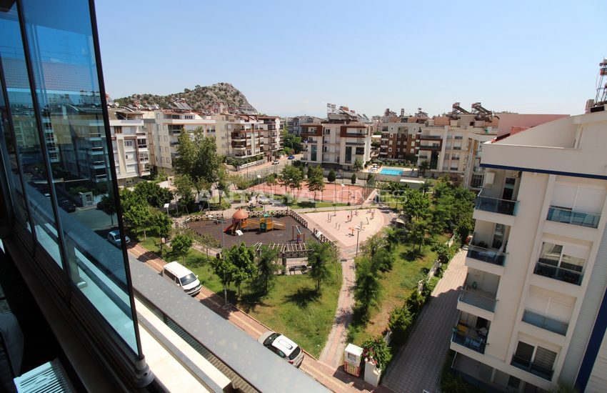 Furnished Apartment in a Complex with Pool in Konyaaltı 12