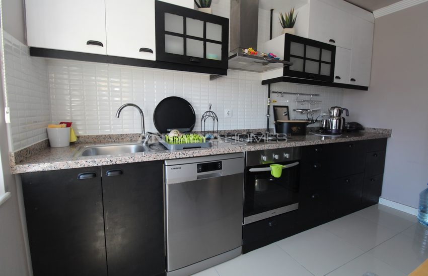 Furnished Apartment in a Complex with Pool in Konyaaltı 32