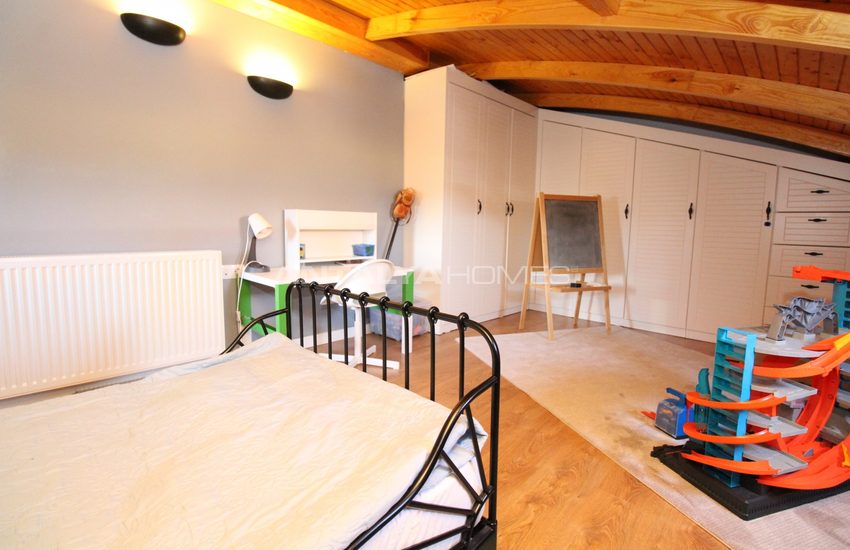 Furnished Apartment in a Complex with Pool in Konyaaltı 26