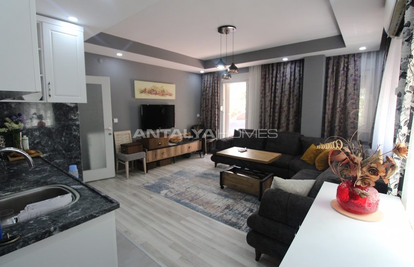 Ground Floor Apartment with an Outdoor Car Park in Antalya 9