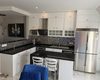 Centrally Located Apartment in a Complex in Alanya Carsi 5