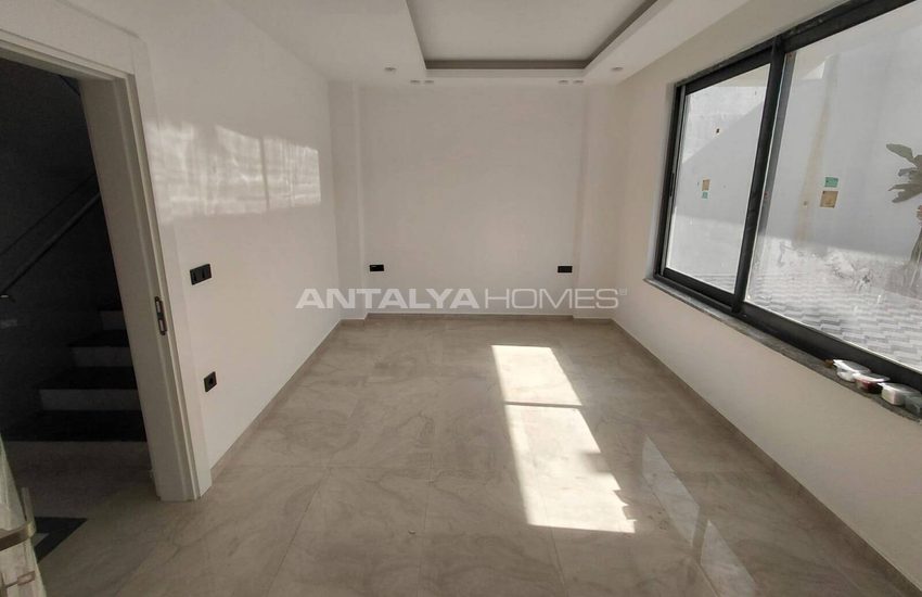 Castle and Sea View Villas with Private Pools in Alanya 22