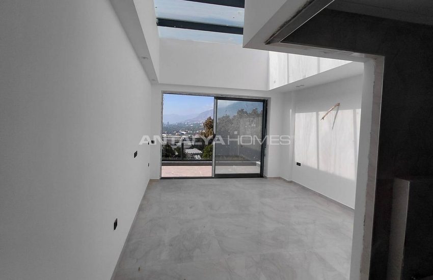 Castle and Sea View Villas with Private Pools in Alanya 23