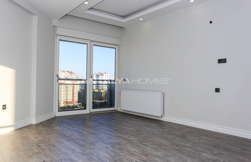 Luxury Apartments with Rich Interior Features in Konyaalti 33