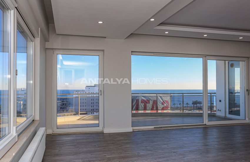 Luxury Apartments with Rich Interior Features in Konyaalti 23