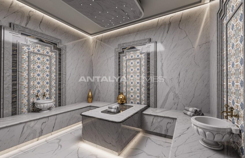 Alanya’da Deniz ve Kale Manzaralı Neoklasik Villa 23