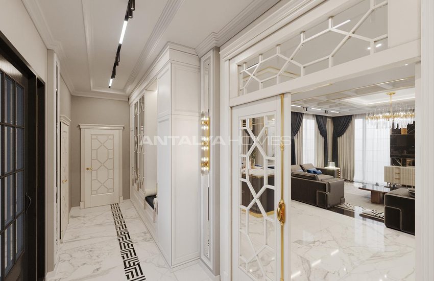 Alanya’da Deniz ve Kale Manzaralı Neoklasik Villa 14