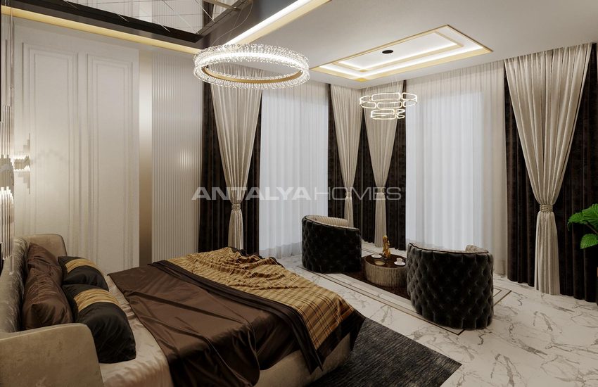 Alanya’da Deniz ve Kale Manzaralı Neoklasik Villa 20