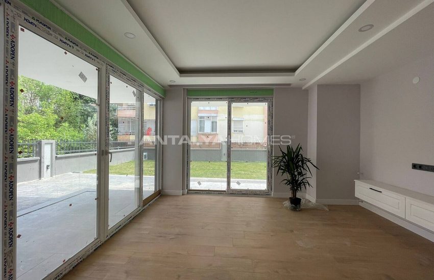 Antalya Şehir Merkezinde Şık Tasarımlı Sıfır Daireler 13