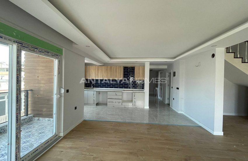 Antalya Şehir Merkezinde Şık Tasarımlı Sıfır Daireler 17