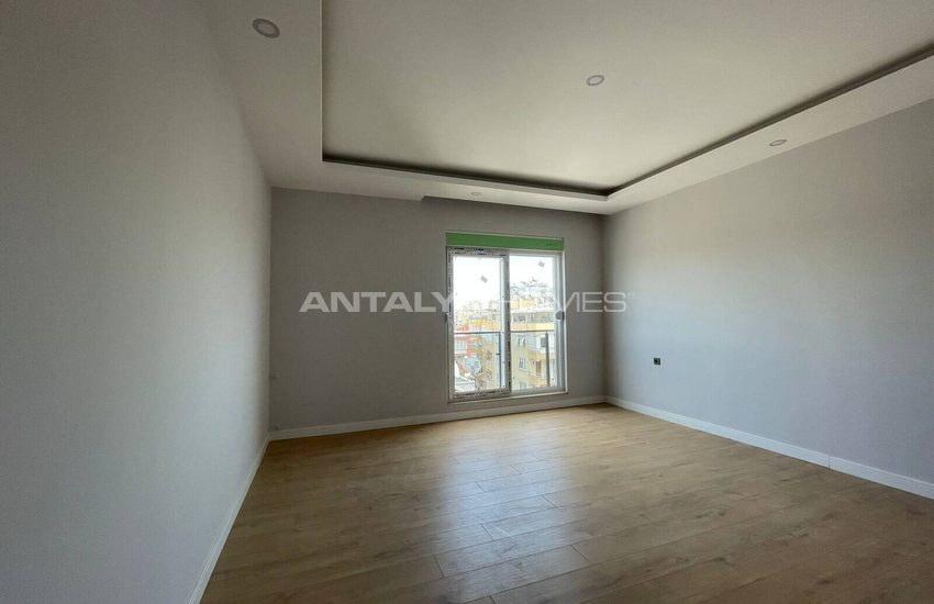 Antalya Şehir Merkezinde Şık Tasarımlı Sıfır Daireler 21
