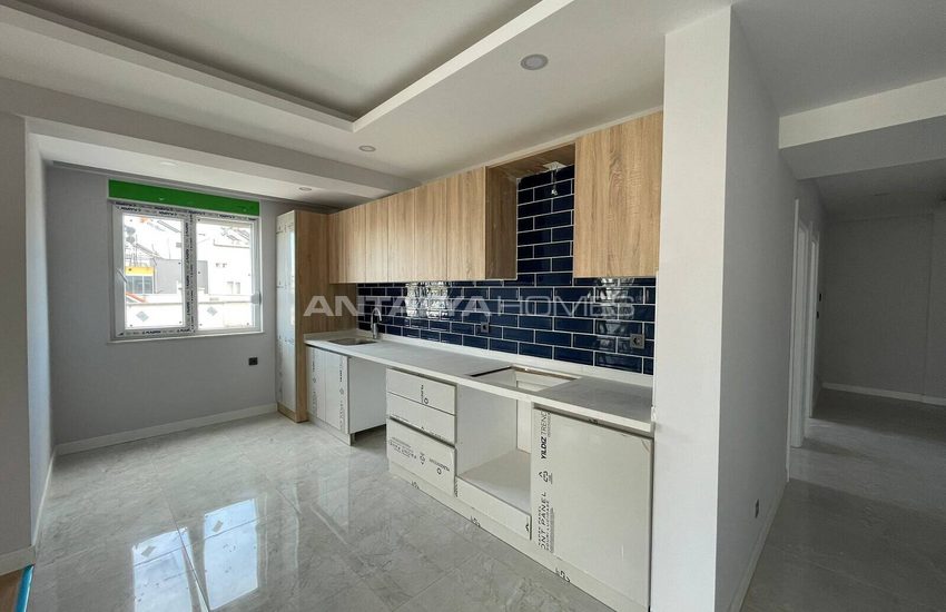 Antalya Şehir Merkezinde Şık Tasarımlı Sıfır Daireler 9