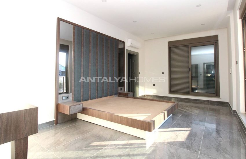 Antalya Belek'te Akıllı Ev Sistemli Modern Geniş Villalar 28