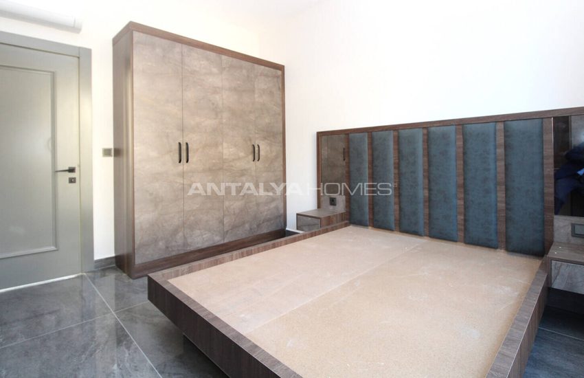 Antalya Belek'te Akıllı Ev Sistemli Modern Geniş Villalar 33