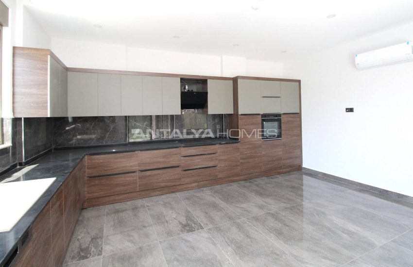 Belek’te Denize ve Golf Kulüplerine Yakın Modern Villalar 15