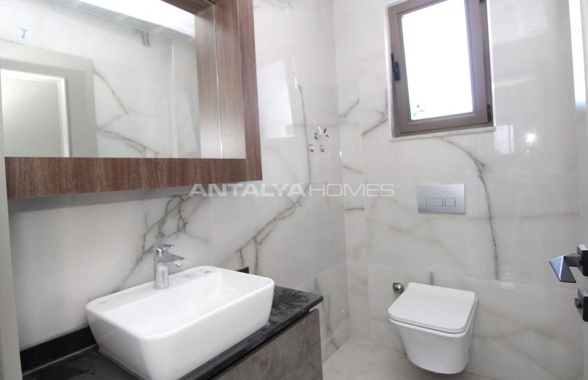 Belek’te Denize ve Golf Kulüplerine Yakın Modern Villalar 33