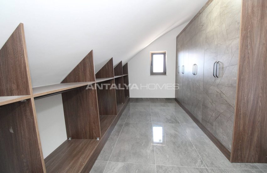 Belek’te Denize ve Golf Kulüplerine Yakın Modern Villalar 30